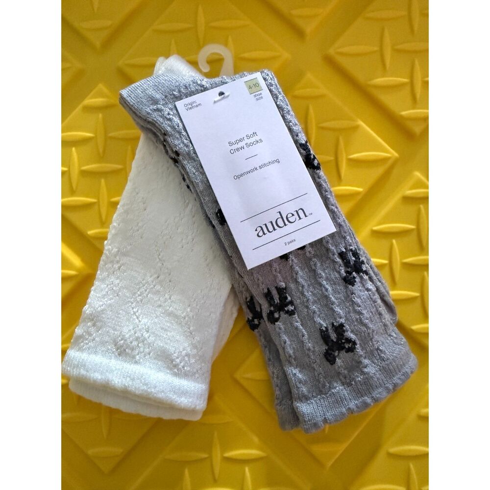 NWT Auden Socks